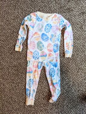 Toddler 2T Pajama Set with Colorful Easter Egg Print